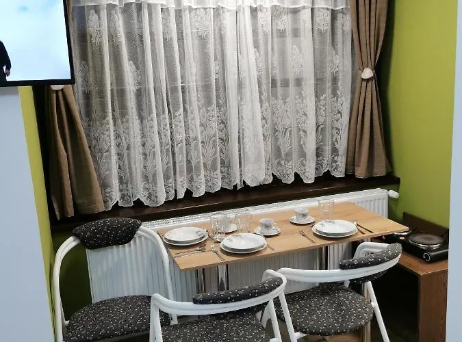 Πανσιόν Ambient Thermal 3*