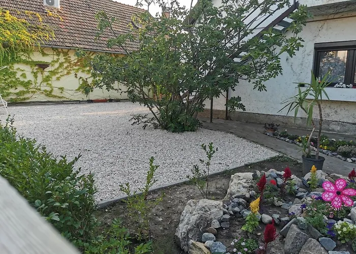 Πανσιόν Ambient Thermal Gyula